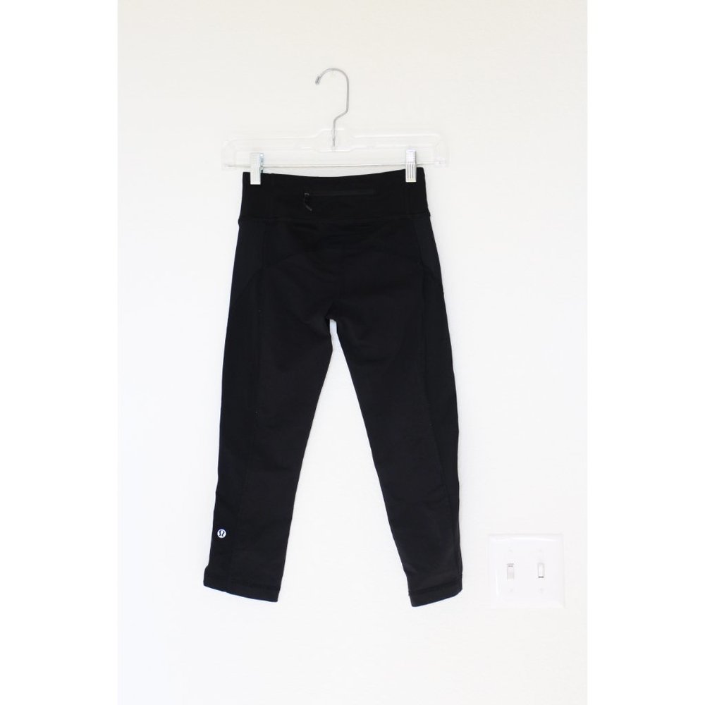 Lululemon Black Ruffle Ruched Mesh Panel Crop Legg - Picture 4 of 4